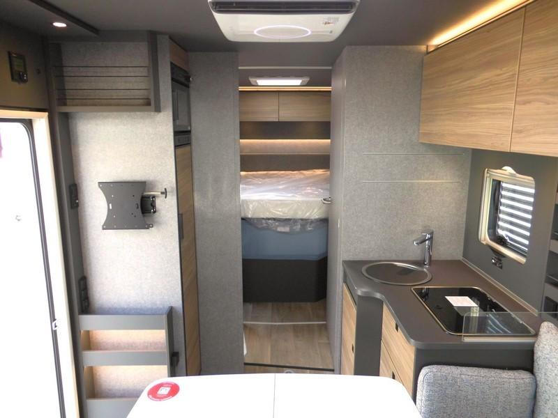 Dethleffs Trend T 7057 DBL +AUTOMATISCH LEVELSYSTEEM  foto: 8