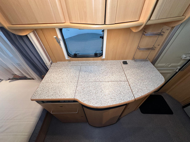 Dethleffs Camper 440 DB foto: 16