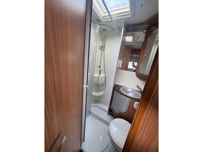 Adria Compact 600 SL SINGLE BEDS photo: 19