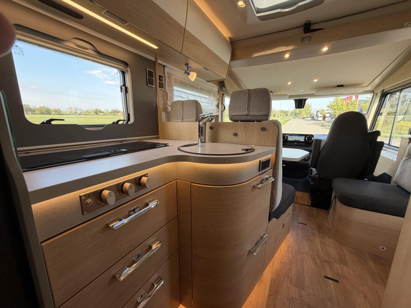 Hymer B-MC I 600 Levelsysteem, Lithium,  foto: 7