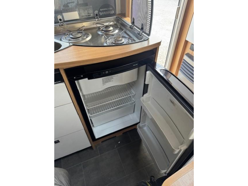 Dethleffs Camper 440 Sackmarkise atc Foto: 15
