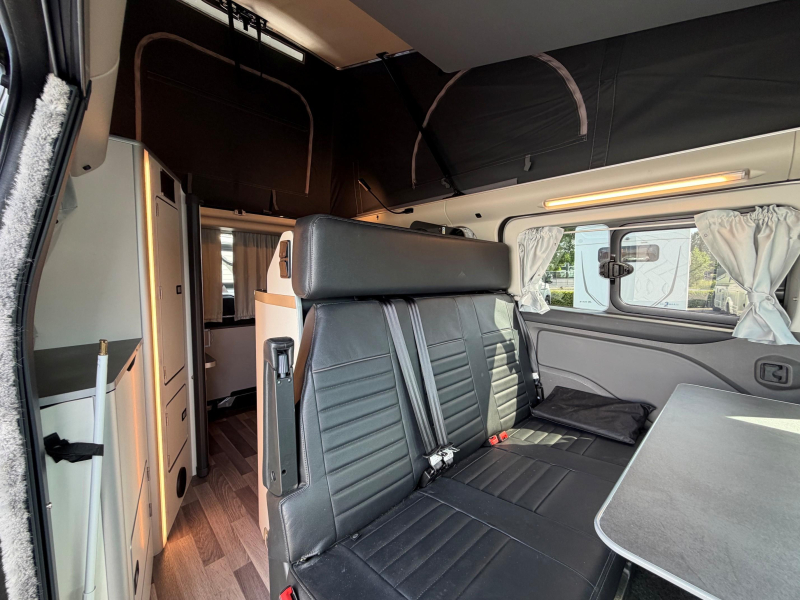 Westfalia Nugget Plus Trail 150PK BOMVOL  foto: 11