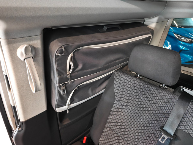 Volkswagen T6.1 California Beach 150PK 4MOTION foto: 14