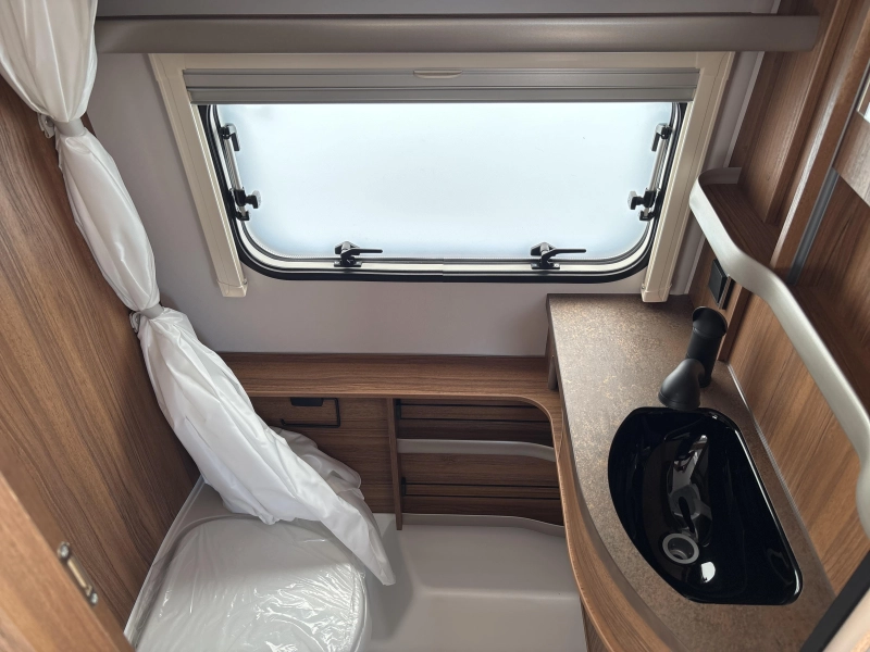 Eriba Touring 550 Legend Ventura Silver photo: 6