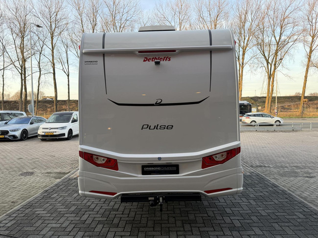 Dethleffs Pulse I6811 EB Lage Enkele Bedden Hefbed Luifel Omvormer Trekhaak foto: 9