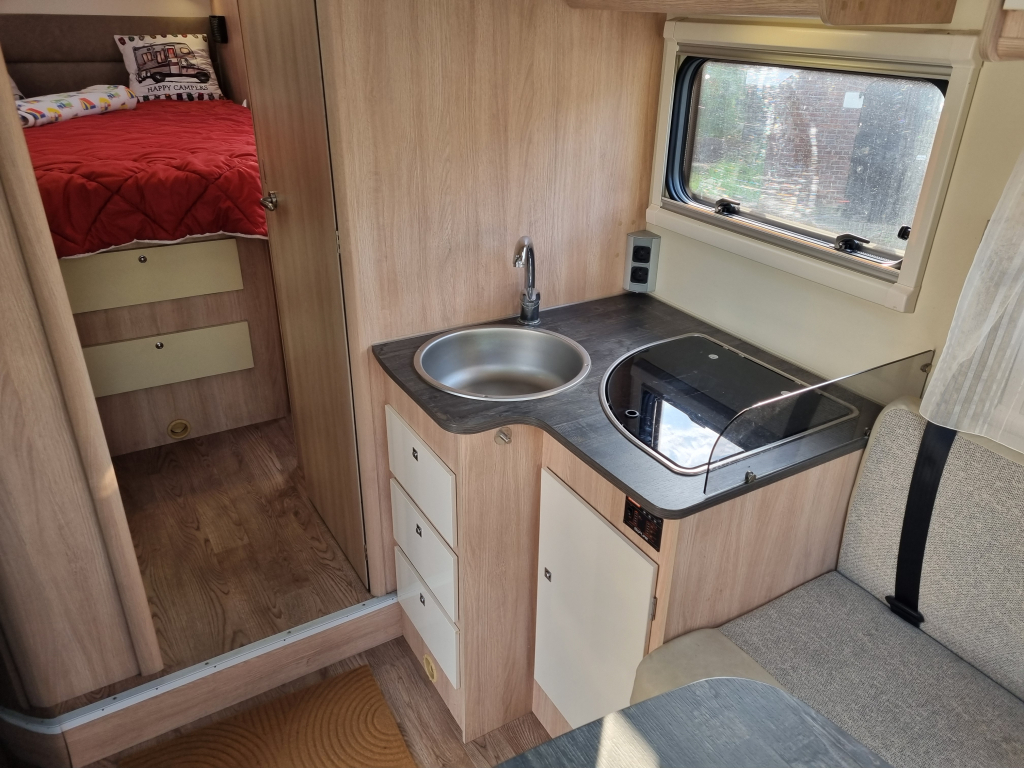 PLA Happy 397 Automatik Queensbett HPC Nivelliersystem 4.4 t Foto: 15
