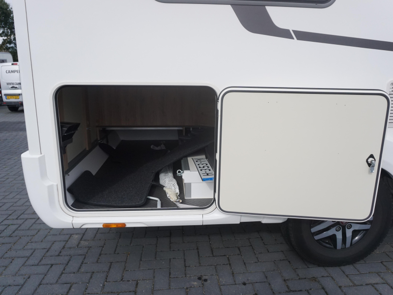 Eura Mobil Integra Line 675 SB AUT/160CV/SOLAR/LITH foto: 3