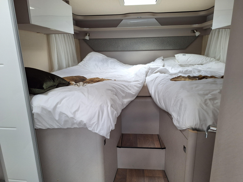 Hymer Tramp S 685 +HEFBED+LEVELSYSTEEM-FACE  foto: 3