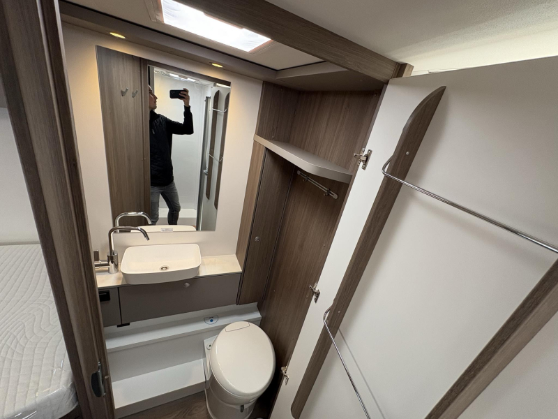 Carado T 457 PRO+ Face to Face + Enkele bed  foto: 13