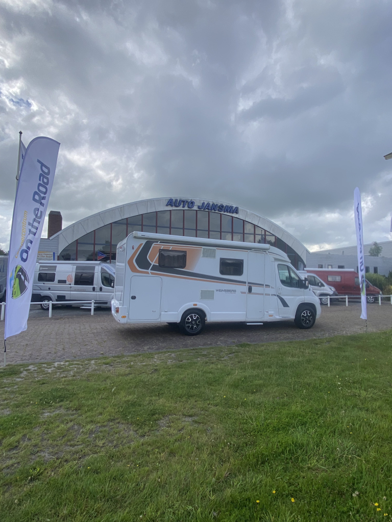 Weinsberg Pepper 600 Peugeot 163 PK, Half-integraal, 2 Lengte-bedden, Garage, Aut. schotel / LCD Camper Centrum On the Road aan de Noorderringweg 4 in Marum. foto: 6