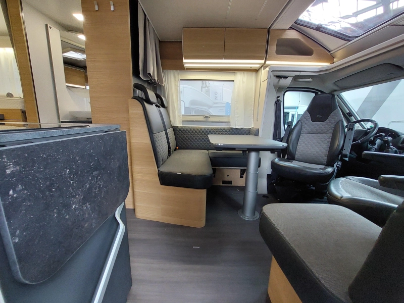 Adria Matrix 600 SL Lengtebed/Hefbed/Tv/Accu  foto: 2