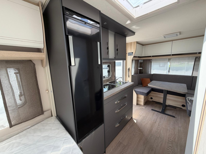 Hobby De Luxe 495 UL MODELO 2027 foto: 8