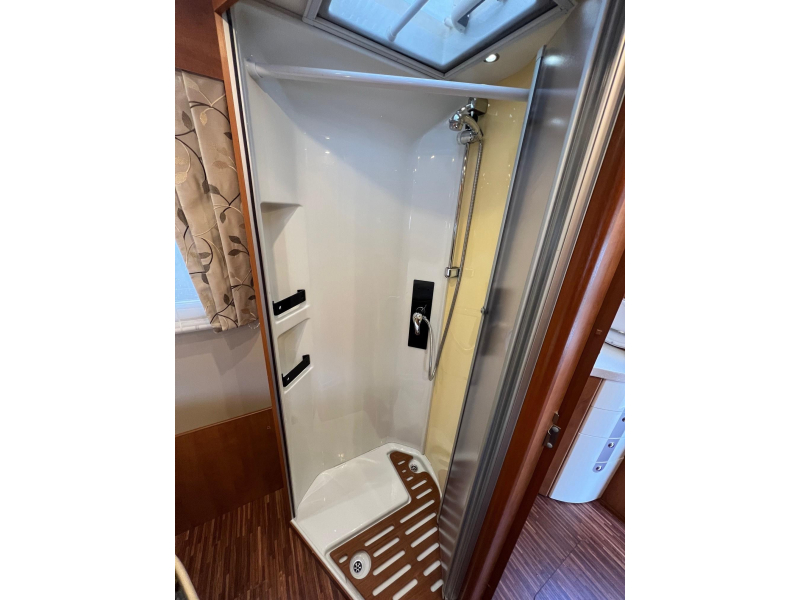 Carthago Chic C-Line I 5.0 QB queensbed , automaat  foto: 17