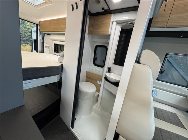 Adria Twin 640 SGX 60 YEAR foto: 5