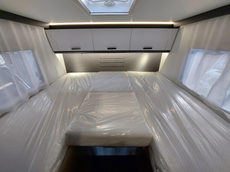 Sun Living S 72 DL Special Edition € 90.000  foto: 18