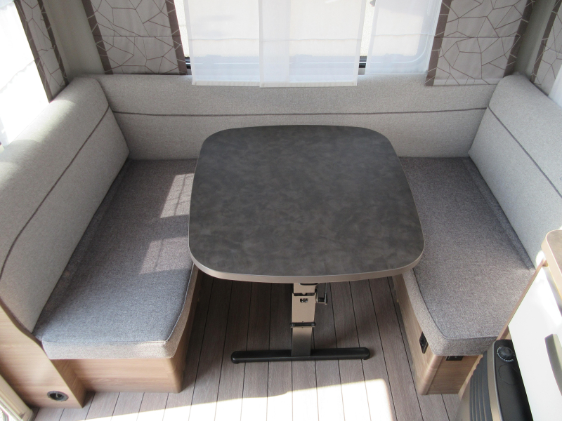 Knaus Sport Silver Selection 460 EU MET MOVER EN VASTE LUIFEL  foto: 8