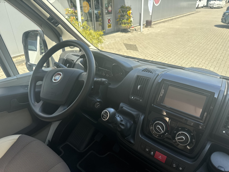 Adria Twin 540 SPT Level systeem  foto: 13
