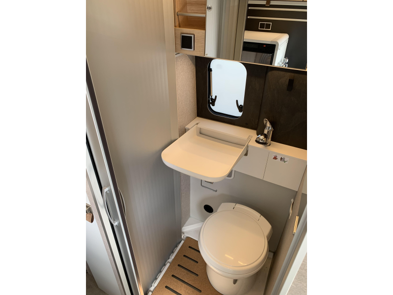 Hymer Grand Canyon -- MEGA-DEAL -- photo : 16