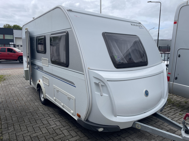 Knaus Sport 420 DQ con Mover