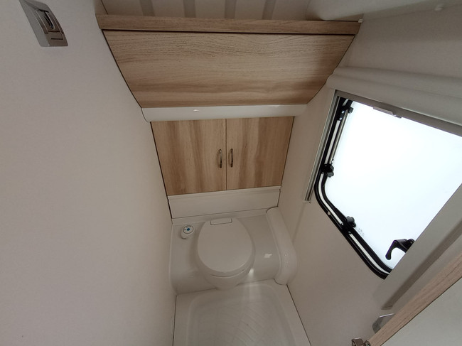 Hobby De Luxe 400 SFE Foto: 12