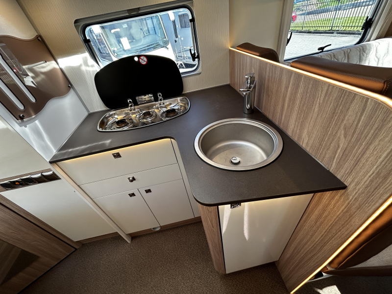 Bürstner Limited T 660 Fransbed/Automaat/2023  foto: 16