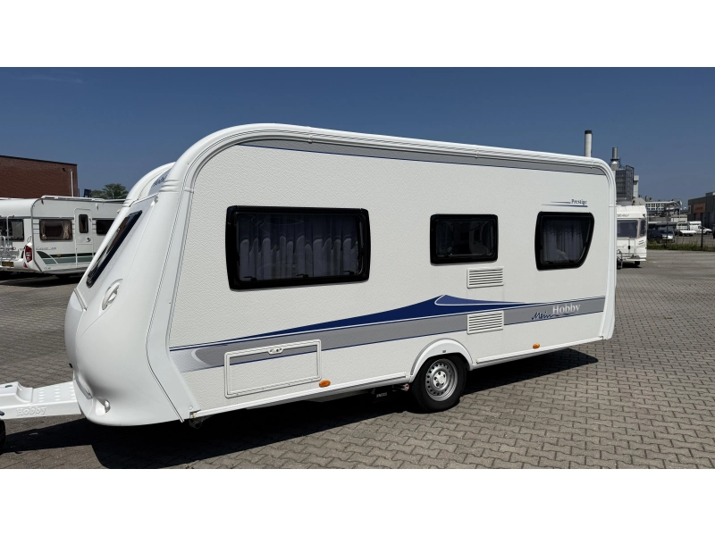 Hobby Prestige 495 UFE frans bed rondzit toilet  foto: 16