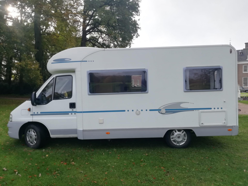 Adria Coral 573 DS met extra grote Sola  foto: 9