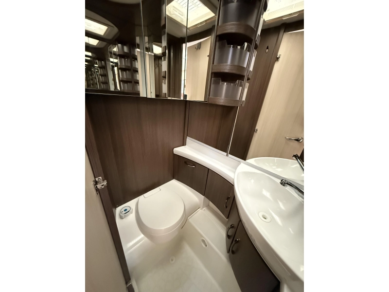 Hobby Prestige 620 CL Top conditie | Compleet  foto: 13