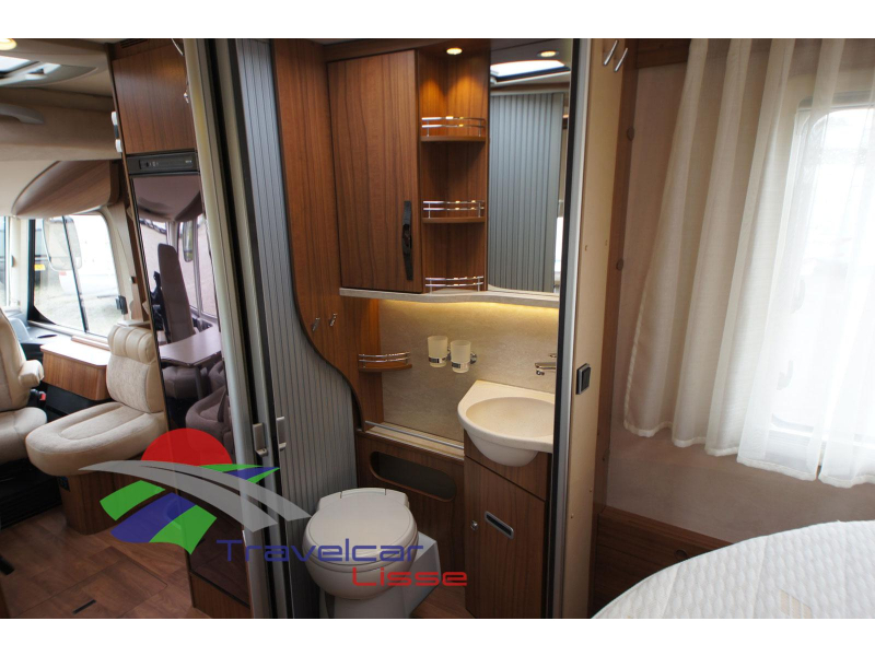 Hymer B 598 Premium Line/ Queensbed foto: 10