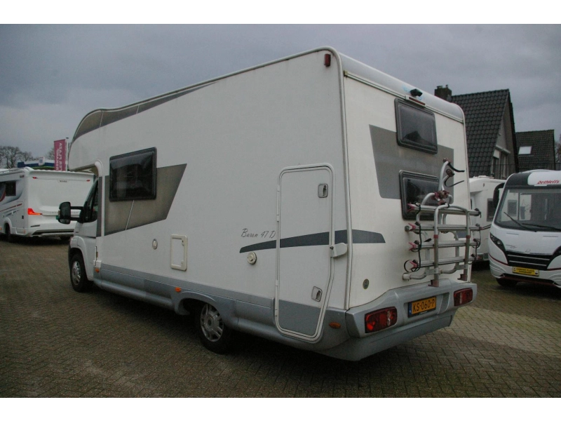 Elnagh Baron 47 D Dwars stapelbed, 2x airco  foto: 3