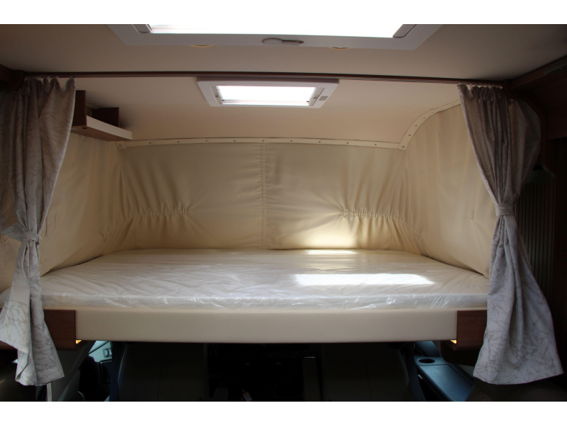 Carthago C-Tourer I Camas individuales + Cama abatible foto: 74
