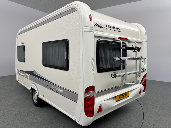 Hobby De Luxe 440 SF photo: 2