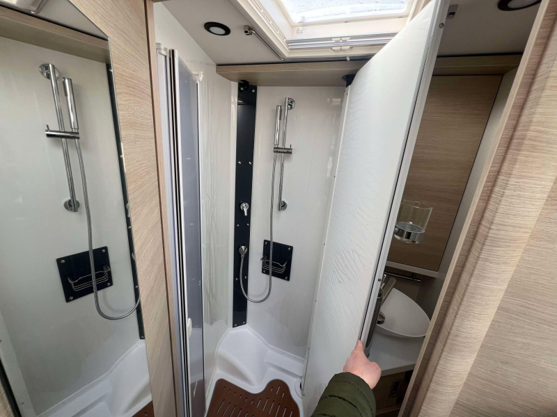 Rapido C50 L=6,59m + Cama Queen foto: 14