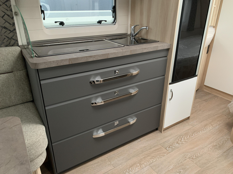 Hobby De Luxe 460 UFE Mod&egrave;le 2025 photo : 6