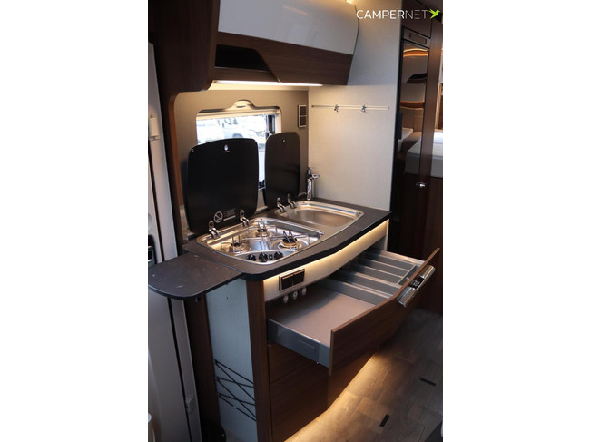 Hymer BMC-T 580 177hp Automatic | Single beds | LPG installation | Roof air conditioning | Solar panels | Hymer SLC Chassis | Bicycle rack | Bearlo photo: 12