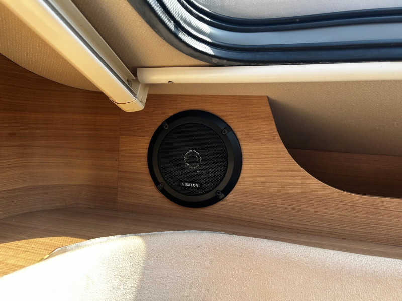 Hymer Tramp CL 698 Litio 150AH, llantas de aluminio nuevas foto: 11