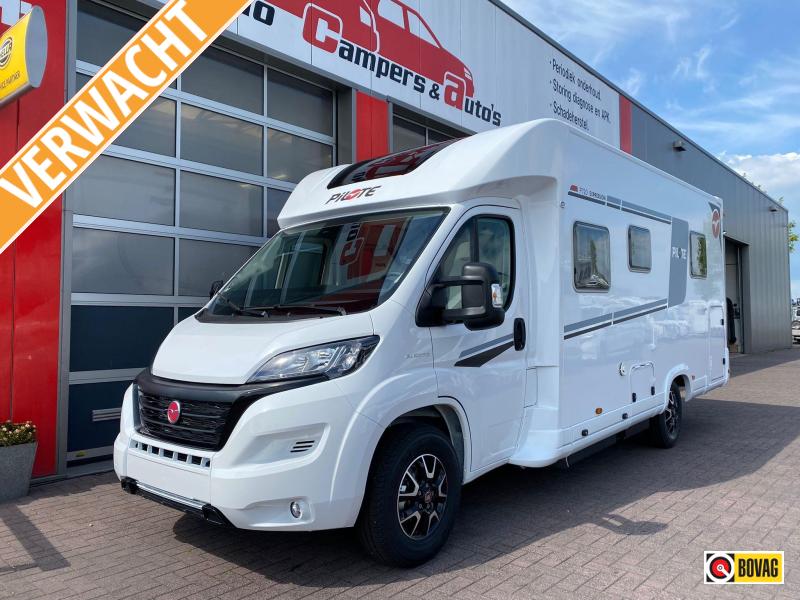 Hymer B698 CL Queensbed, No lifting bed.