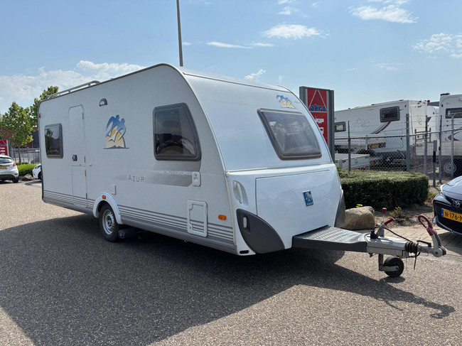 Knaus Azur NL-Premium line | Caravanmover | Fietsenrek | | Douche | 3-Pits gasfornuis | Koelkast + vriesvak