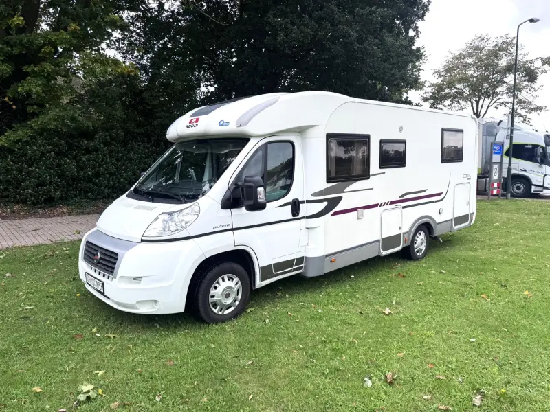 Adria Coral S 690 SC Queens-bed  foto: 6