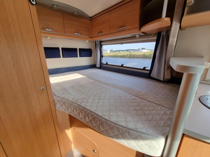 Knaus Sun Ti 600 UF Face to Face zit  foto: 17