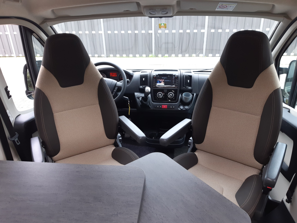 ADRIA TWIN   640 SPX foto: 1