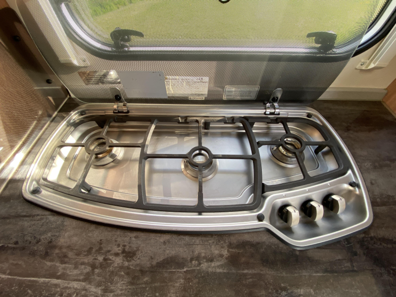 Knaus Sky TI 700 MX 150PK AUTOMAAT Queen  foto: 16