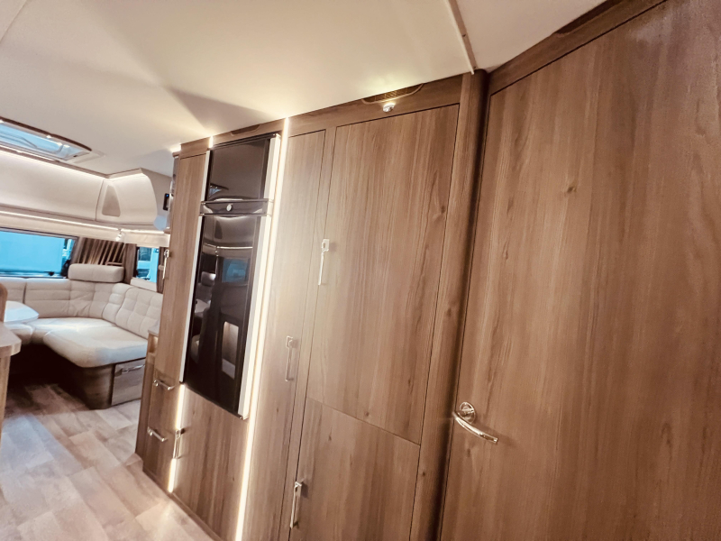 Kabe Royal 600 CXL ROYAL 600 CXL DXL KS  foto: 16