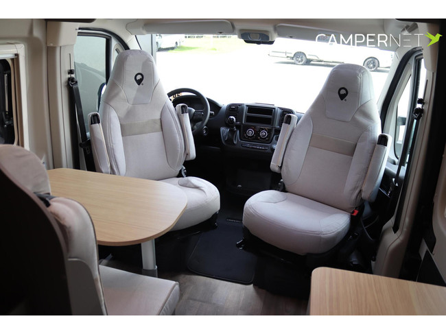 LMC Innovan 640 140cv Autom&aacute;tico | Camas individuales | Toldo | Techo panor&aacute;mico | Ventanas empotradas | Control de crucero | Nuevo disponible en stock | foto: 7