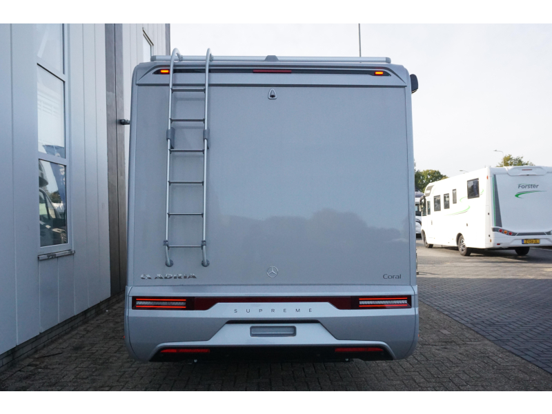 Adria Coral MB Supreme 670 DL Foto: 4