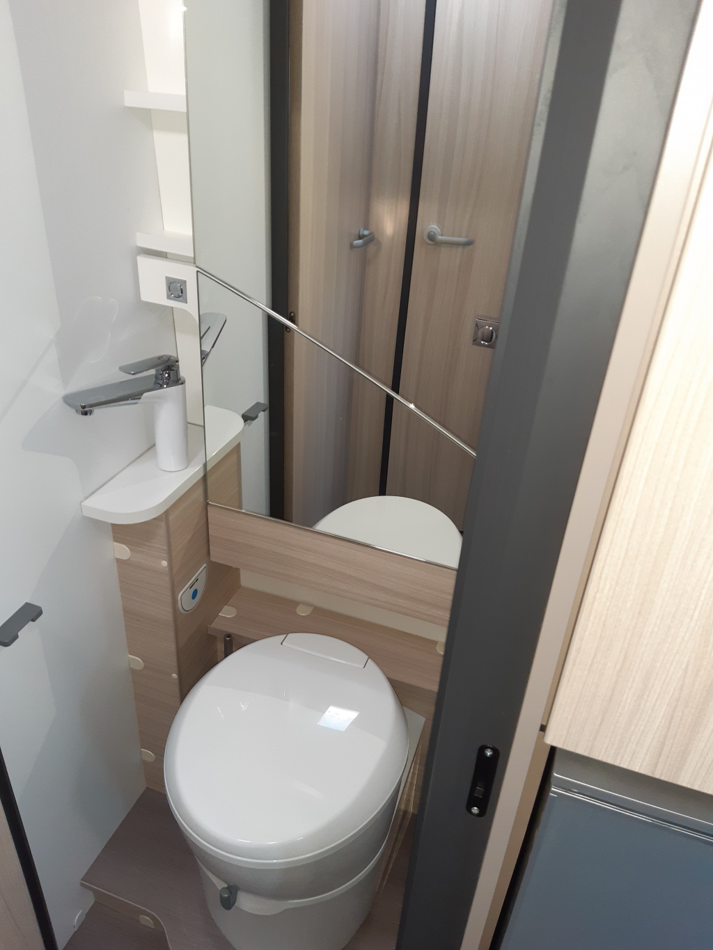 ADRIA TWIN   640 SPX foto: 5