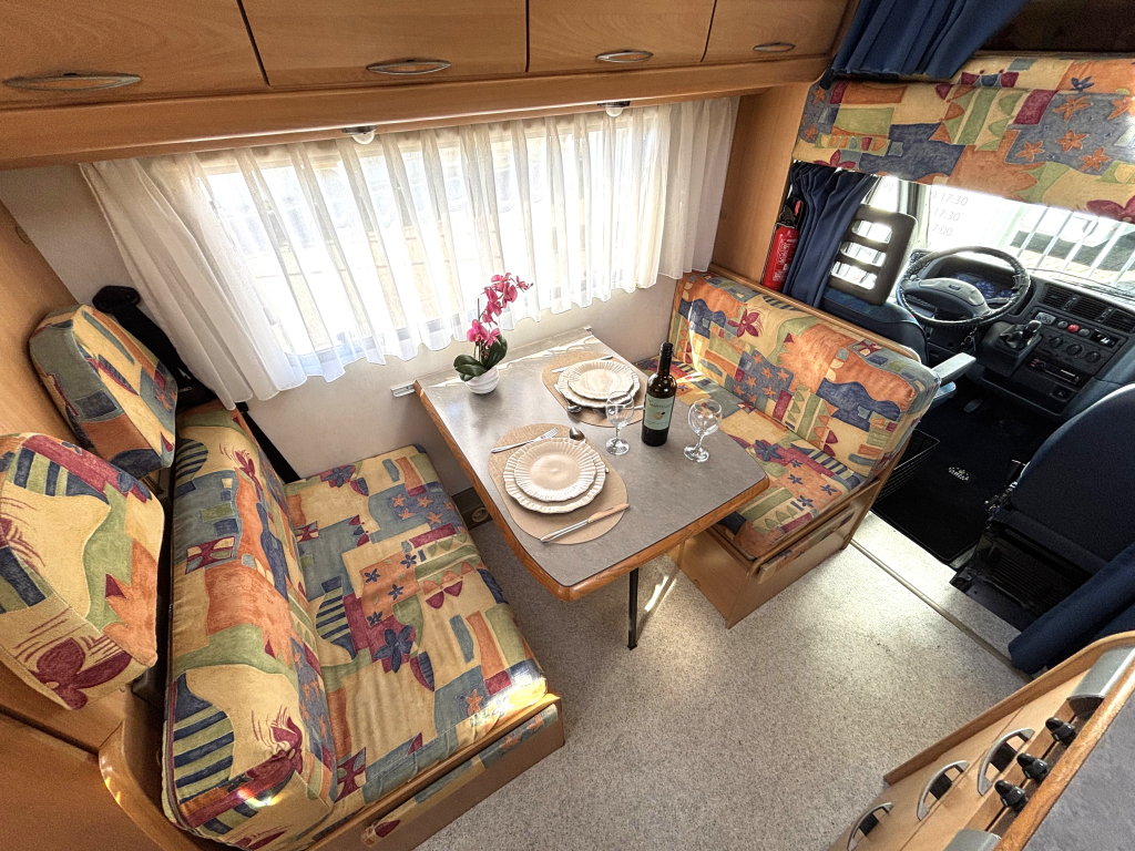 Hymer Swing 622 QUERBETT + HUBBETT INZAHLUNGSNAHME-SCHN&Auml;PPCHEN! EBENERDIG Foto: 1