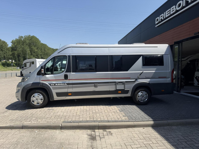 Adria TWIN 640 SLX Enkele Bedden Luifel Trekhaak Bearlock foto: 8