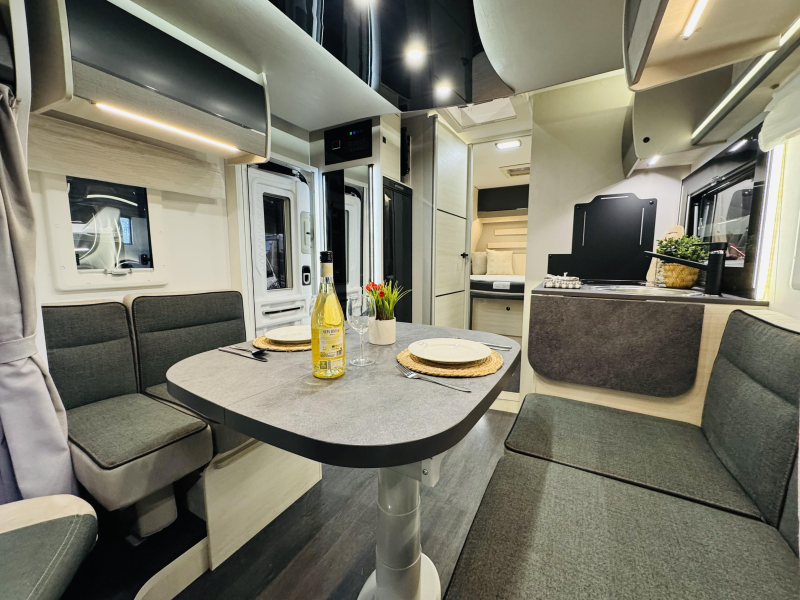 Challenger Graphite Ultimate 328 Automaat Queensbed  foto: 8