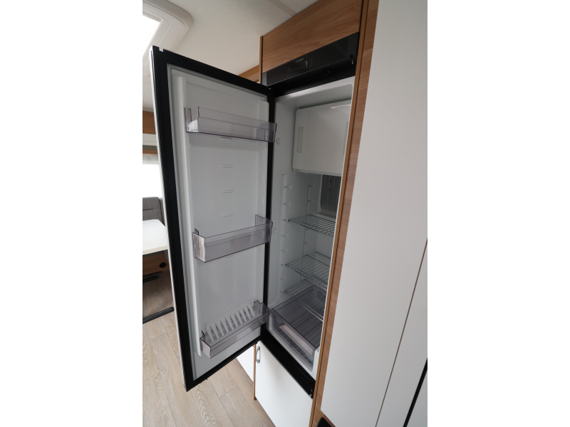 Hobby De Luxe 540 UL BJ 2024 Auvent/Mover photo: 12